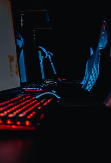 Другая коммерческая недвижимость: 📍ул. Абдраимова Ишембая 🔘Этажи -1/9 🔘326,3м² Продаётся готовый — 9