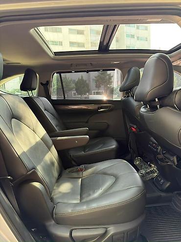 2 4 д: Toyota Highlander: 2023 г., 2.5 л, Автомат, Гибрид, Кроссовер — 8