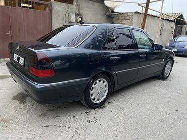 Mercedes-Benz: Mercedes-Benz E-Class: 1.8 l | 1998 il Sedan — 7