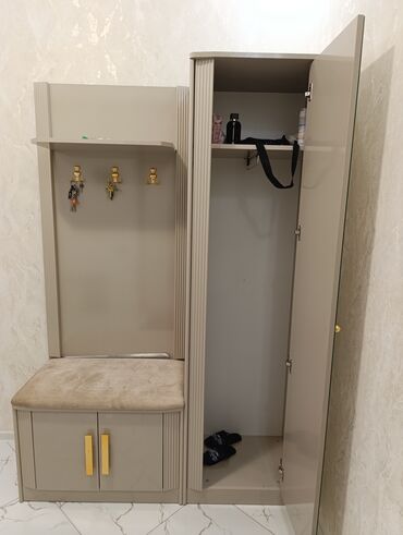 rumin mebeli: Yeni, Açılan, 2 qapılı Künc dolab, Ayaqqabı dolabı, Belarusiya