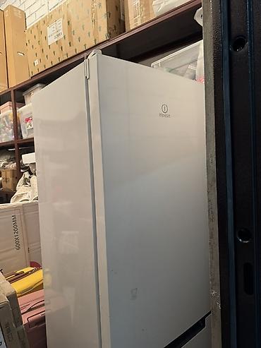 indesit: Холодильник Indesit, Б/у, Двухкамерный, De frost (капельный), 60 * 185 * 64 — 5