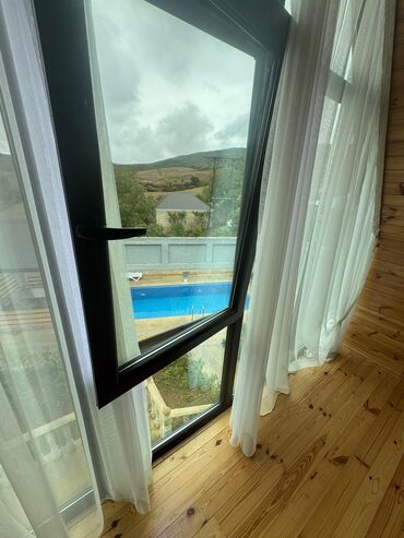 Bağ evlərinin kirayəsi: A-formalı dizaynda müasir bağ evi – şəxsi hovuz və geniş həyət sahəsi — 2