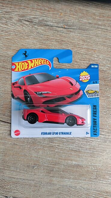 Yeni ferrari model