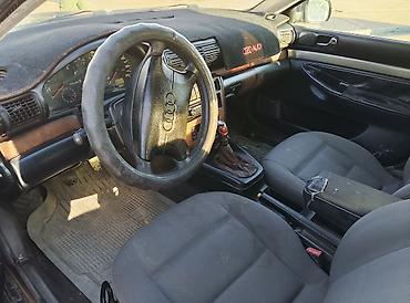 Продажа авто: Audi A4: 1995 г., 1.8 л, Механика, Бензин, Седан — 4