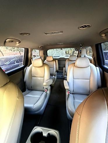 carnival: Kia Carnival: 2020 г., Минивэн — 6