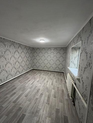 Продажа коттеджей и домов: 🏡 Продаётся уютный 2ком Времянка 📍 Бишкек, Карагачевая роща ✨ — 1