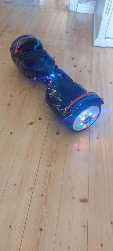 hoverbord: Segvay ela cezitde her bir funksiyasi iwlekdi az istifade olunub