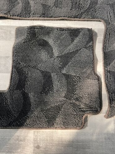 полик 470: Коврики для автомобиля, комплект. - Материал: плотный ворсистый