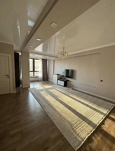 3 комнаты, 125 м², Золотой квадрат 8 этаж
