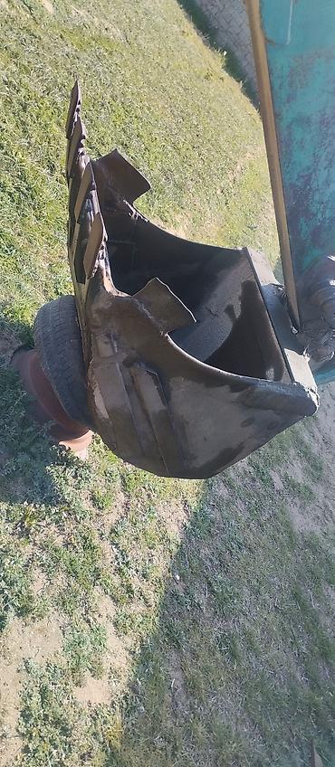 hyundai ekskavatorlar: Ekskavator üçün torpaqqabı (kovş) — gücləndirilmiş kənar və dişli — 1