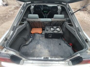 Mazda: Mazda 626: 1989 г., 2.2 л, Механика, Бензин, Седан — 10