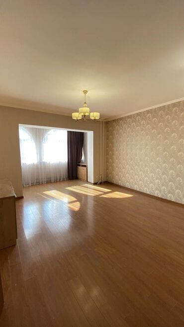 продаю дом район филармония: 3 комнаты, 85 м², Индивидуалка, 6 этаж, Косметический ремонт