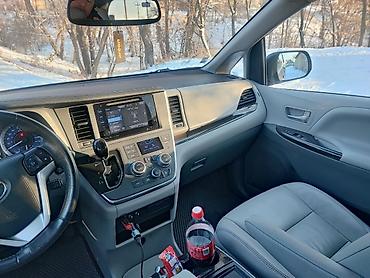 Toyota: Toyota Sienna: 2017 г., 3.5 л, Автомат, Бензин, Минивэн — 8