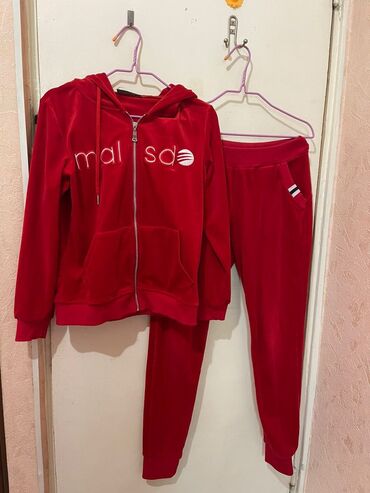 кожа костюм: Спортивный костюм M (EU 38), L (EU 40), цвет - Красный