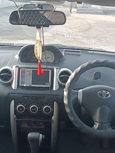 Toyota: Toyota ist: 2002 г., 1.5 л, Автомат, Бензин, Хэтчбэк — 4