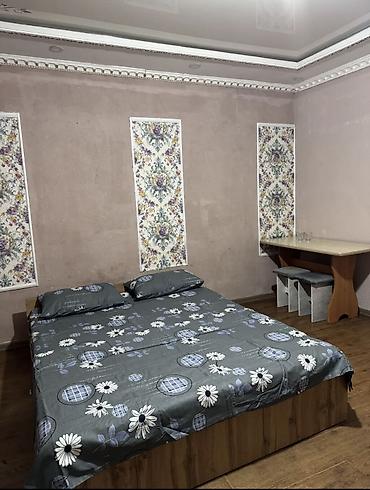 Посуточная аренда квартир: 1 комната, Душевая кабина, Постельное белье, Парковка — 4