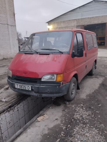 Ford: Ford Transit: 1993 г., 2.5 л, Механика, Дизель