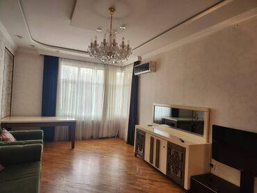 Uzunmüddətli kirayə mənzillər: Neftçilər metrosundan çox yaxın piyada məsafədə,Star İdman — 2