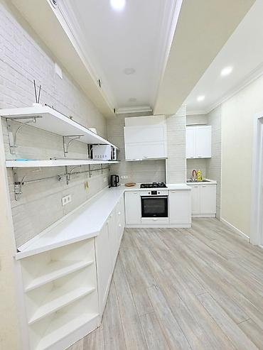 Посуточная аренда квартир: 2 комнаты, Душевая кабина, Постельное белье, Кондиционер — 3