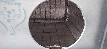 İzolyasiyalı pişik evi - Material: metal konstruksiya, üstü yağışdan