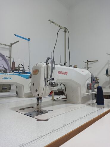 автомат швейный машинка: Швейная машина Полуавтомат