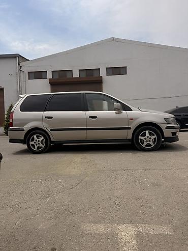 mitsubisi: Mitsubishi Space Wagon: 2.4 l | 2000 il 440000 km Van/Minivan — 3