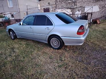 mercedes benz 208 d: Mercedes-Benz C-Class: 2.8 l | 1999 il Sedan — 3