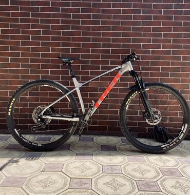 держатель для телефона велосипед: Горный велосипед, Trek, Рама L (172 - 185 см), Алюминий, Б/у