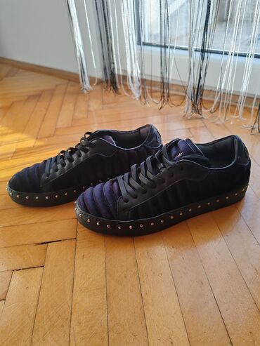 Sneakers & Athletic shoes: Cesare Paciotti, 39, color - Black