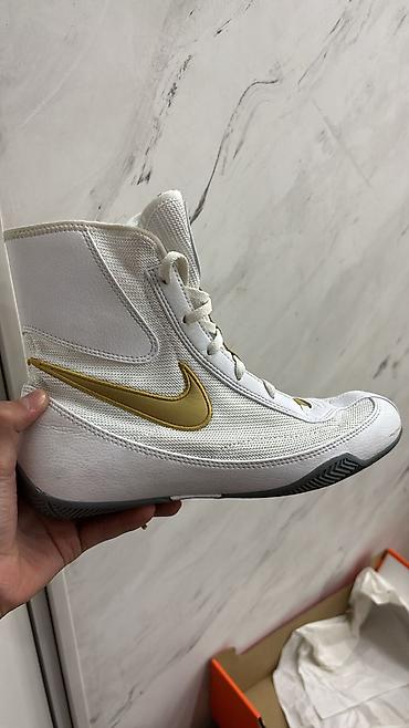 nike react: Боксерские ботинки Nike Machomai 2 - Цвет: белый с золотыми акцентами — 1