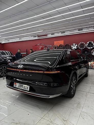 kia sonet: Hyundai Grandeur: 2023 г., 1.6 л, Автомат, Бензин, Седан — 10