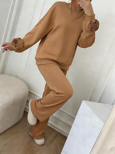 Kompleti: Kompleti
Cena 3600
Uni vel.
V30 — 5