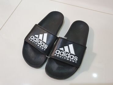 loreal olovka za obrve: Beach slippers, Adidas, 44