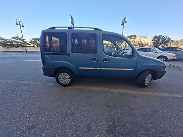 Fiat: Fiat Doblo (mavi rəng, miniven/furqon gövdə) Xüsusiyyətlər: - Geniş — 5