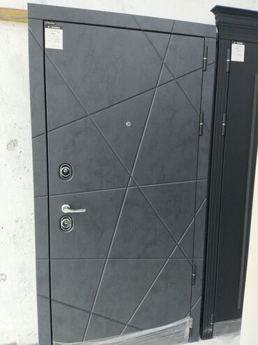 qapı setkaları: A-DOORS giriş qapısı - Model: Geometriya - Rəng: Beton (tünd boz