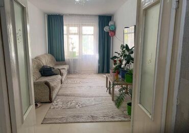Продажа квартир: 3 комнаты, 65 м², Индивидуалка, 4 этаж, Косметический ремонт