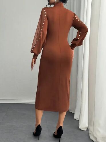 Haljine: Cena:3500din Vel:0XL,1XL,2XL,3XL,4XL,5XL Poručuje se isporuka za — 4