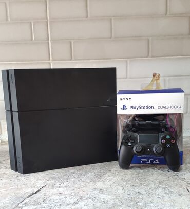 вентиляторы домашние: PlayStation 4 Fat 1000 GB, полностью матовая, третьей ревизии