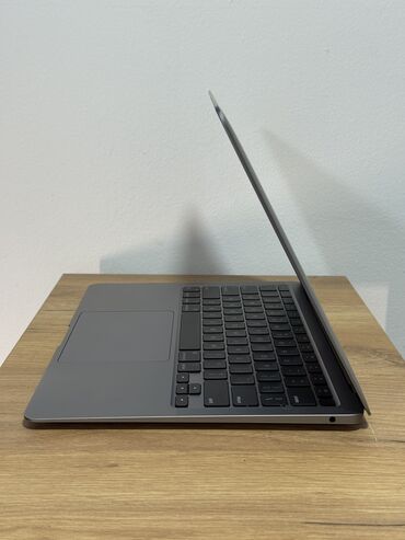 Ноутбуки: Ноутбук, Apple, 8 ГБ ОЗУ, Apple M1, 13.3 ", Б/у, Для работы, учебы, память SSD at lalafo.kg — 9 Ноутбуки: Ноутбук, Apple, 8 ГБ ОЗУ, Apple M1, 13.3 ", Б/у, Для работы, учебы, память SSD — 9