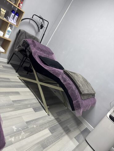цена мишки на день рождения: Сдаётся кушетка в аренду 📍 Расположение: цокалный этаж : Чуй 127 💰