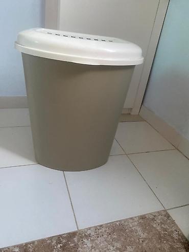 Оборудование для бизнеса: Plastik qapaqlı paltar qabı - Material: möhkəm plastik - Rəng: boz — 1