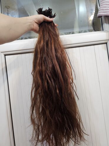 Təbii saçlar, pariklər: Qaynaq saçlar, Təbii — 6