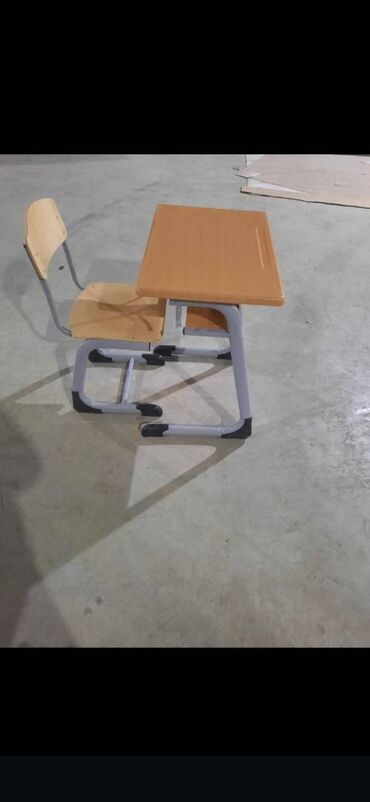 Uşaq masaları: Oğlan və qız üçün, Yeni, Siyirməsiz, Parta, Stullar ilə — 6