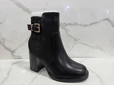 Gležnjače: Ženske zimske čizme – više modela - Topla crna čizma od brušene kože — 17