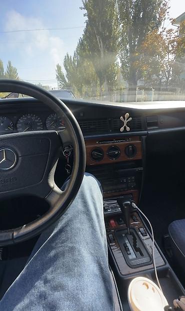 мтз 150: Mercedes-Benz 190: 1990 г., 3.2 л, Автомат, Бензин, Седан — 5