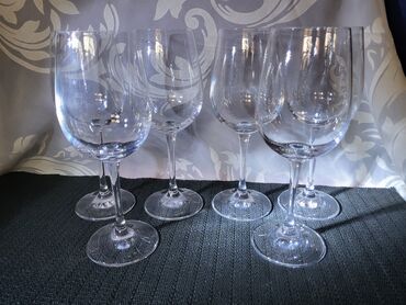 Čaše: Case nove,vintaz kristal za vino Montana Nemacka. Case tanji na lalafo.rs — 8 Čaše: Case nove,vintaz kristal za vino Montana Nemacka. Case tanji — 8