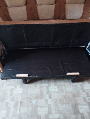 Divanlar: Di̇van-kravat, İşlənmiş, Açılan, Bazasız, Vеlur parça, Çatdırılma yoxdur — 5