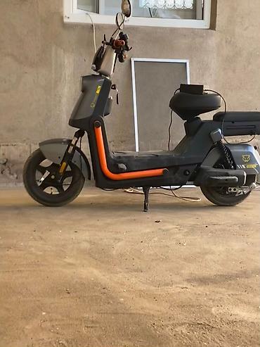 citroen ami: Электрический скутер/мопед городского типа - Компоновка: низкая рама — 1