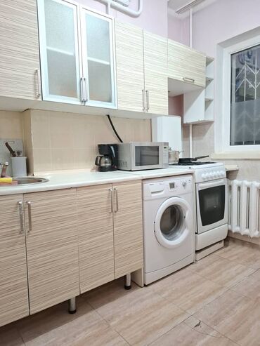 Посуточная аренда квартир: 1 комната, Душевая кабина, Постельное белье, Бронь — 6