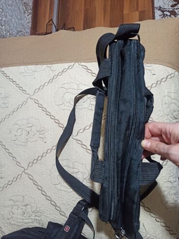 İdman çantaları: Məktəb və idman üçün cantalar biri 5 manata çantaların hamısı yaxşı — 8